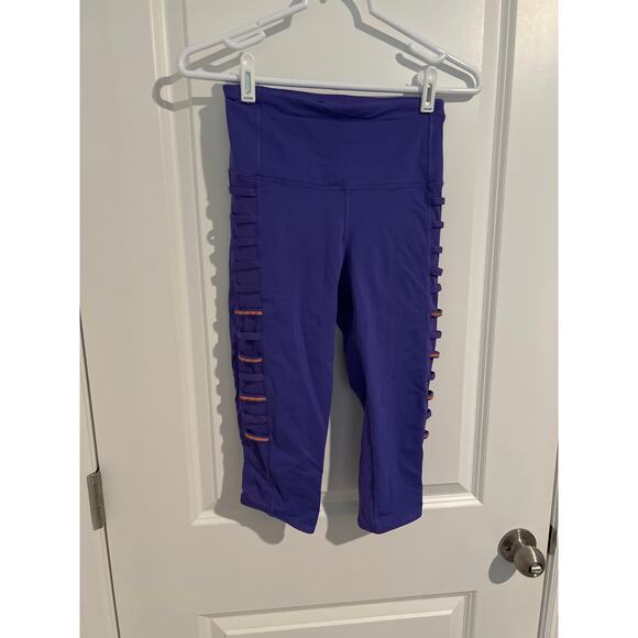 Lululemon Pants - LULULEMON breezy mesh Iris cropped leggings size 4